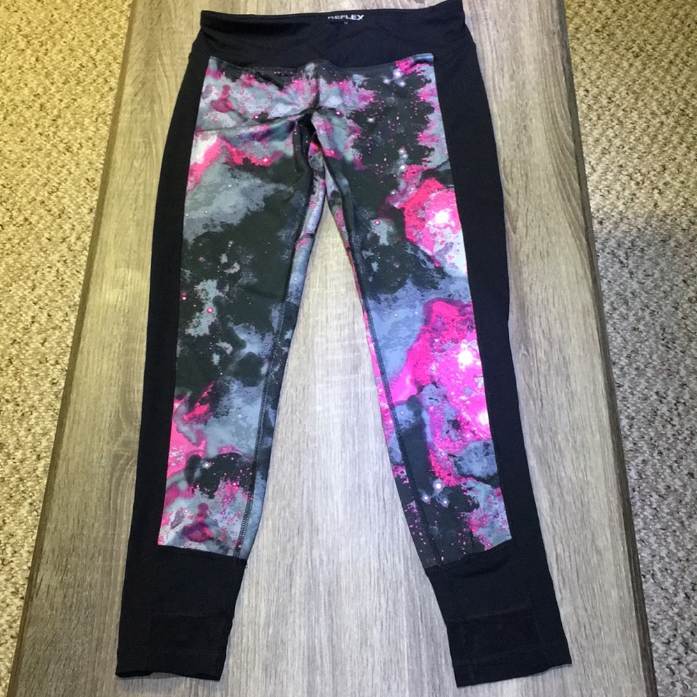 Athletic leggings